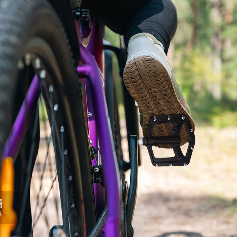 MG22 Mountain Bike Pedals with Molybdenum Steel Body & 3-Bearing System