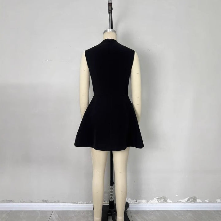sleeveless dress for Women